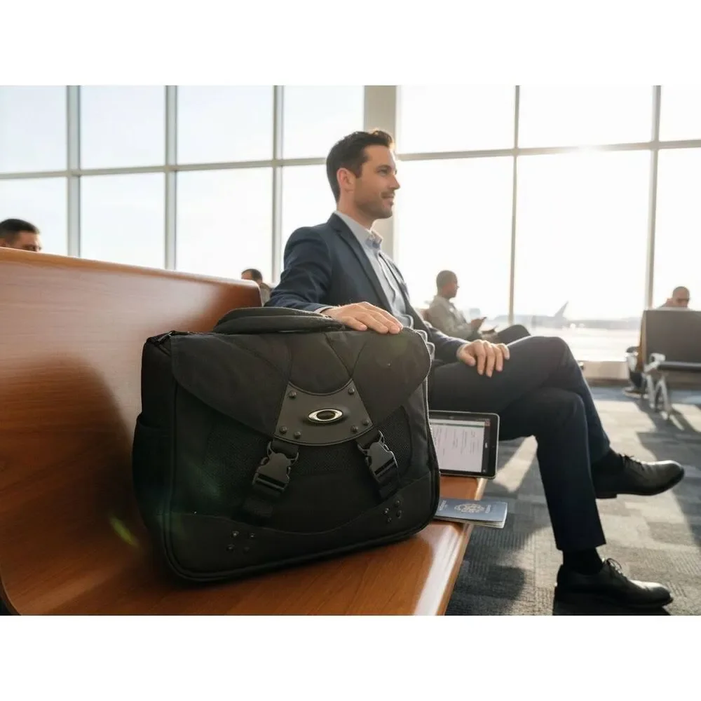 Oakley vintage bag